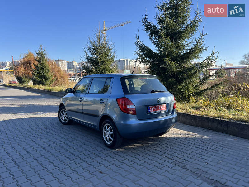 Хэтчбек Skoda Fabia 2009 в Хмельницком