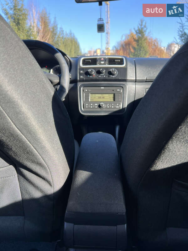 Хэтчбек Skoda Fabia 2009 в Хмельницком