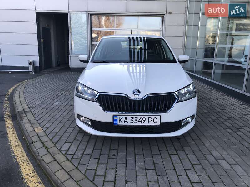 Хэтчбек Skoda Fabia 2019 в Киеве