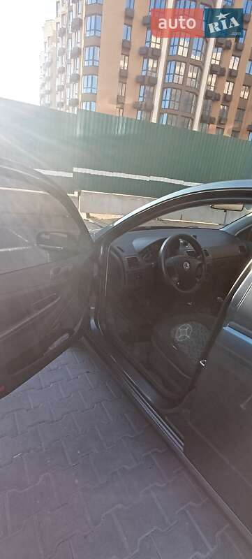 Хэтчбек Skoda Fabia 2007 в Киеве фото 19 Хэтчбек Skoda Fabia 2007 в Киеве