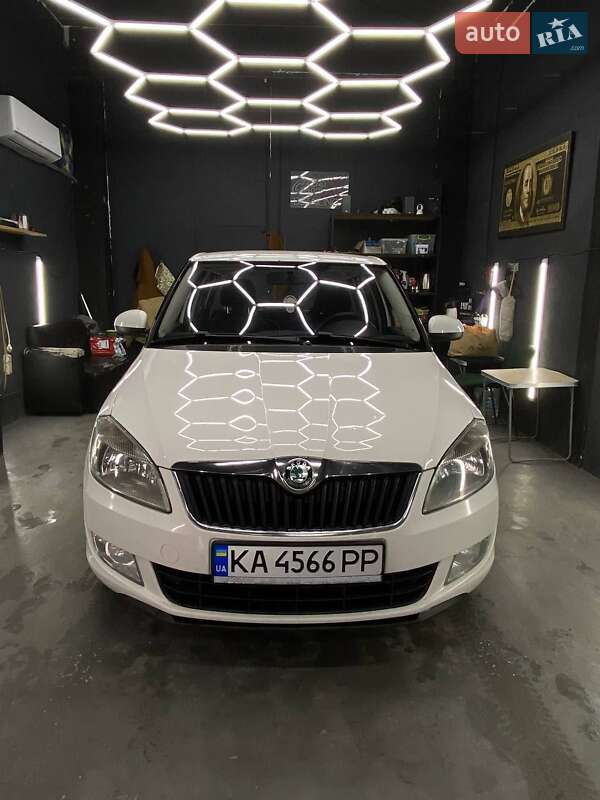 Хетчбек Skoda Fabia 2012 в Києві фото 6 Хетчбек Skoda Fabia 2012 в Києві