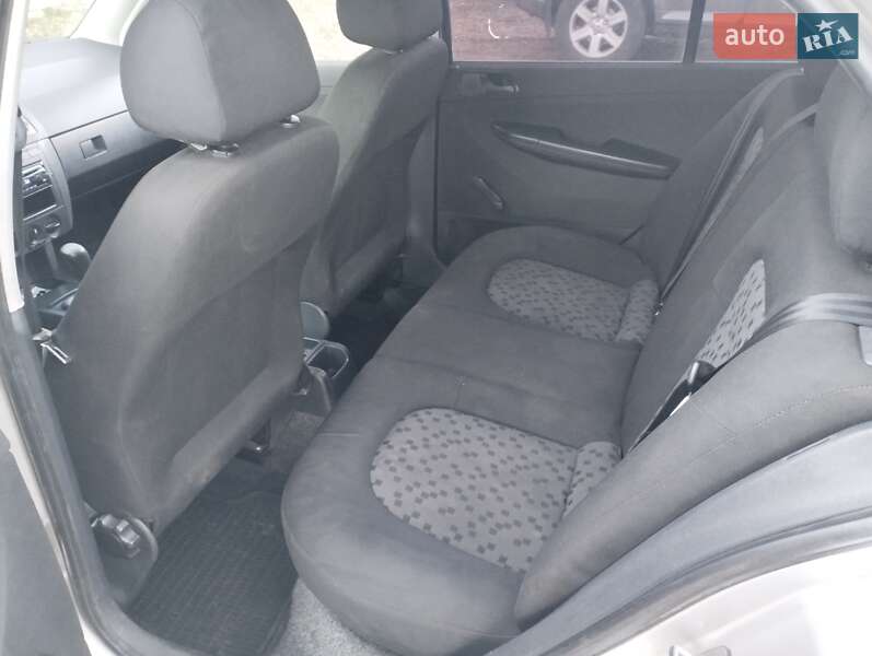 Хэтчбек Skoda Fabia 2007 в Черкассах фото 2 Хэтчбек Skoda Fabia 2007 в Черкассах