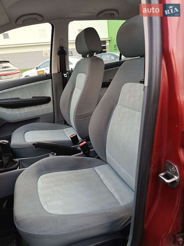 Хэтчбек Skoda Fabia 2000 в Киеве фото 9 Хэтчбек Skoda Fabia 2000 в Киеве