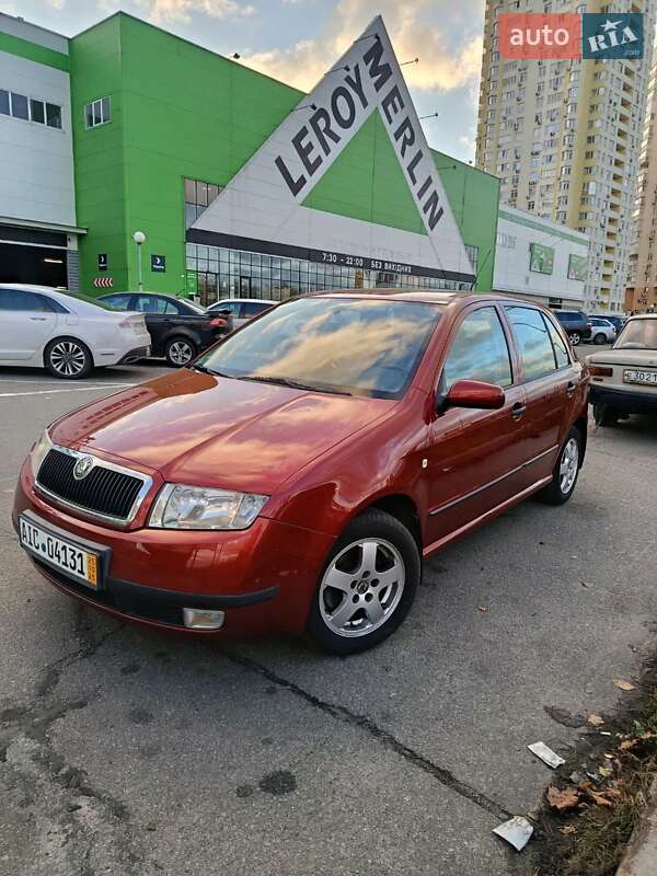 Хэтчбек Skoda Fabia 2000 в Киеве фото Хэтчбек Skoda Fabia 2000 в Киеве