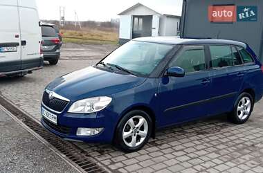 Універсал Skoda Fabia 2010 в Львові