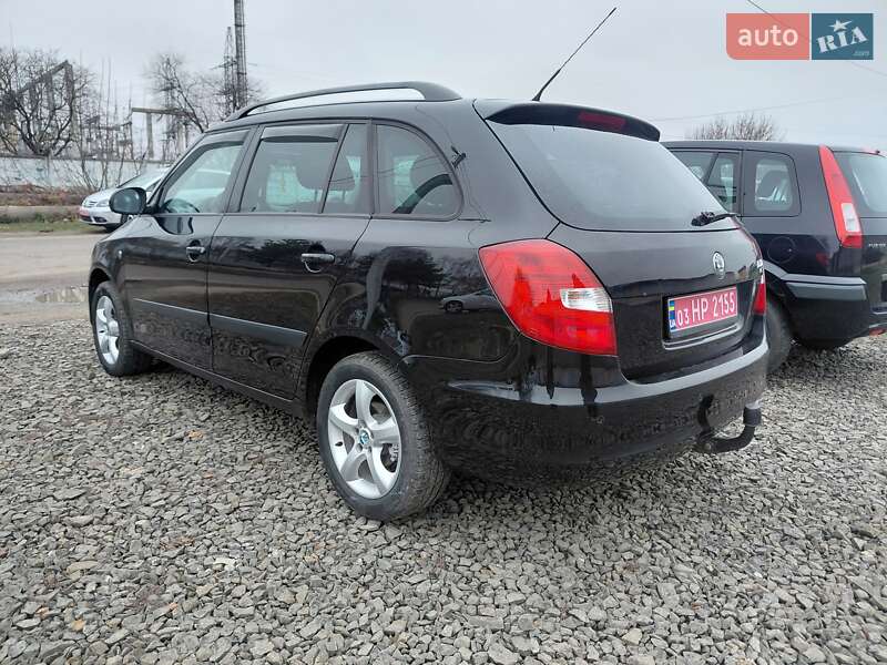 Универсал Skoda Fabia 2009 в Ровно фото 9 Универсал Skoda Fabia 2009 в Ровно