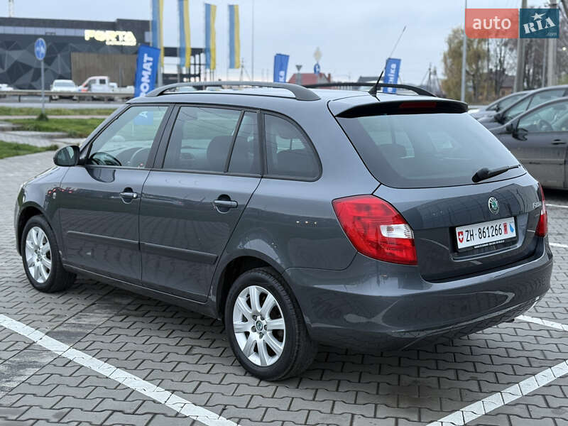 Универсал Skoda Fabia 2011 в Луцке