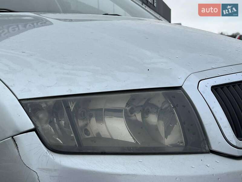 Хэтчбек Skoda Fabia 2006 в Львове