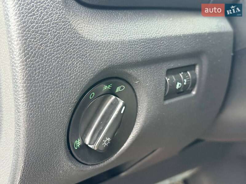 Хэтчбек Skoda Fabia 2009 в Львове фото 21 Хэтчбек Skoda Fabia 2009 в Львове