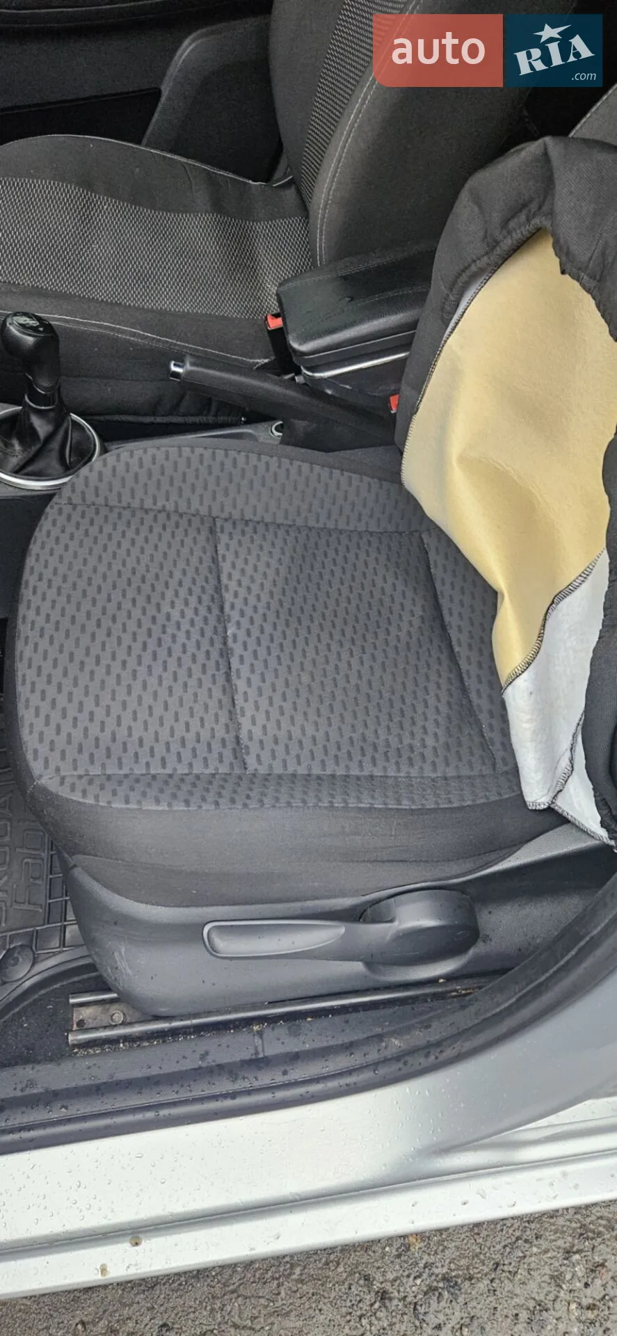 2012 Skoda Fabia - мініатюра 7