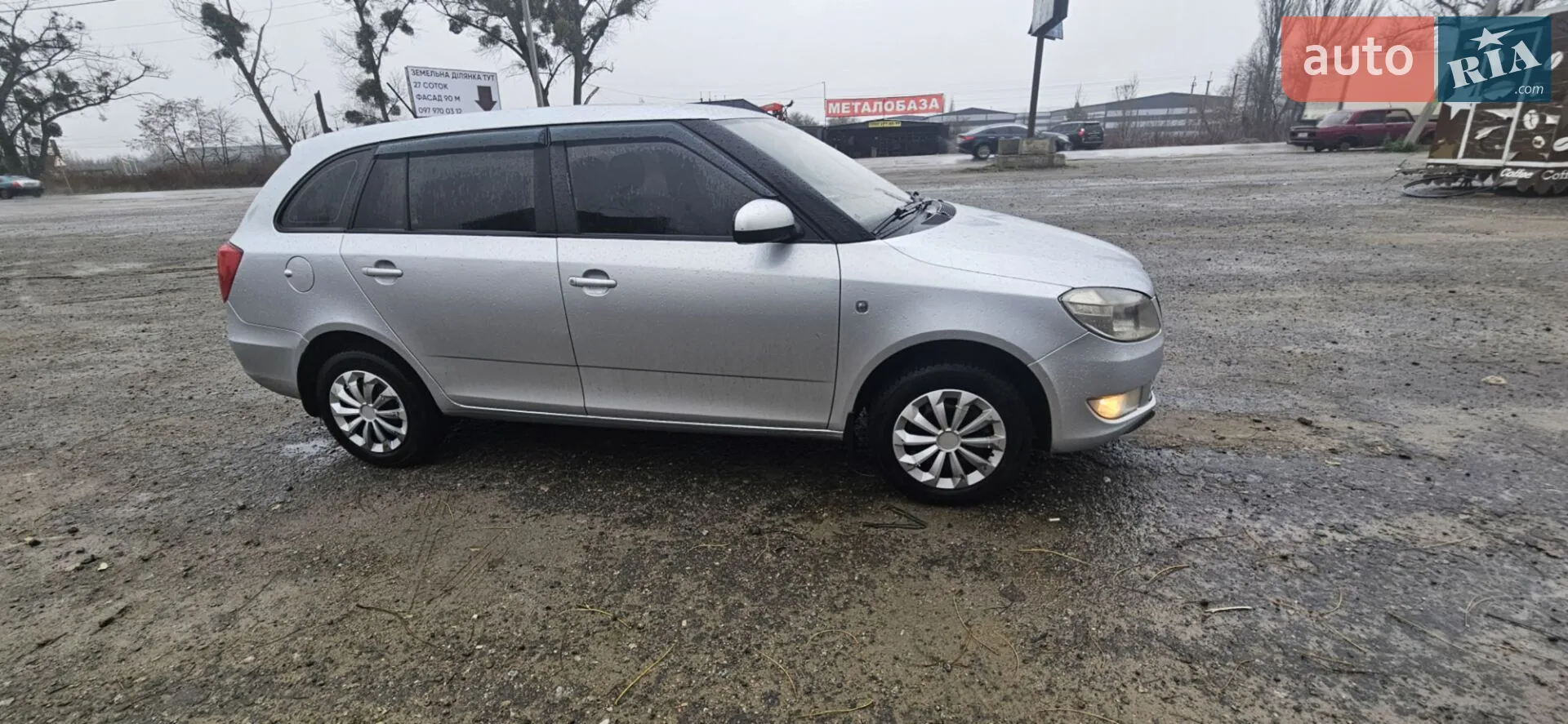 2012 Skoda Fabia - мініатюра 10