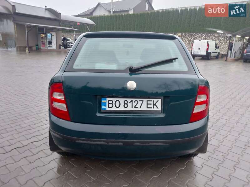 Хэтчбек Skoda Fabia 2001 в Волочиске