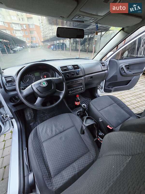 Універсал Skoda Fabia 2011 в Одесі