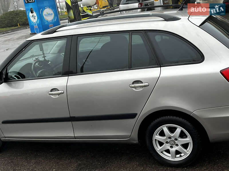 Универсал Skoda Fabia 2008 в Киеве