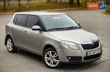 Хэтчбек Skoda Fabia 2007 в Днепре