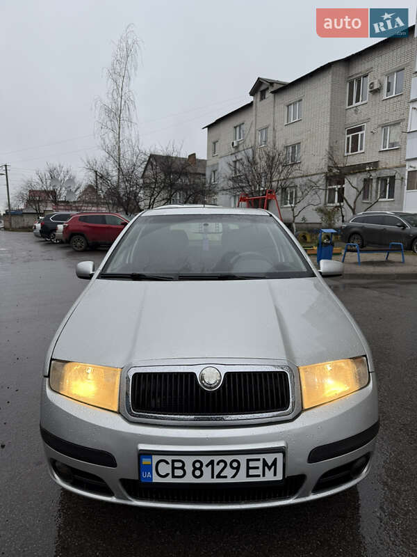 Универсал Skoda Fabia 2006 в Чернигове