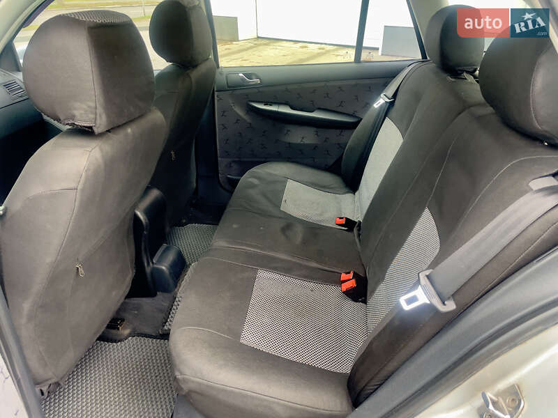 Універсал Skoda Fabia 2002 в Черкасах