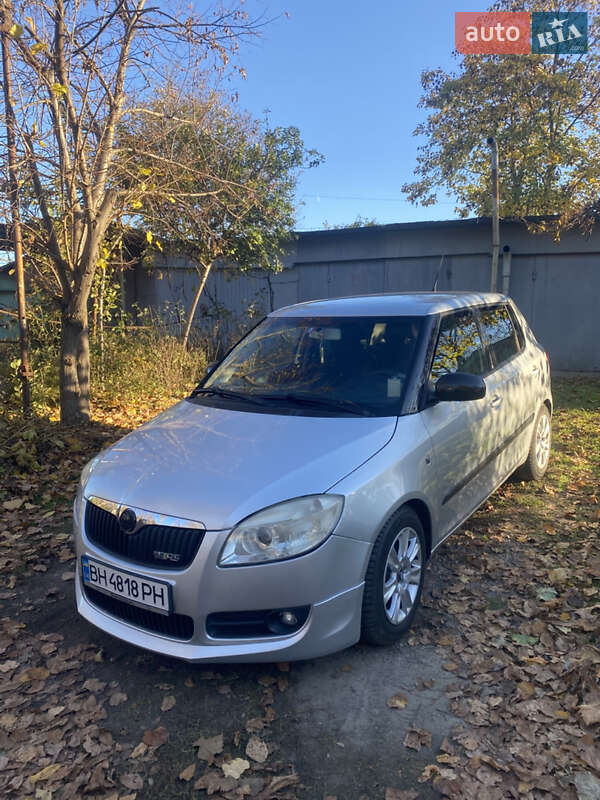Хэтчбек Skoda Fabia 2007 в Одессе