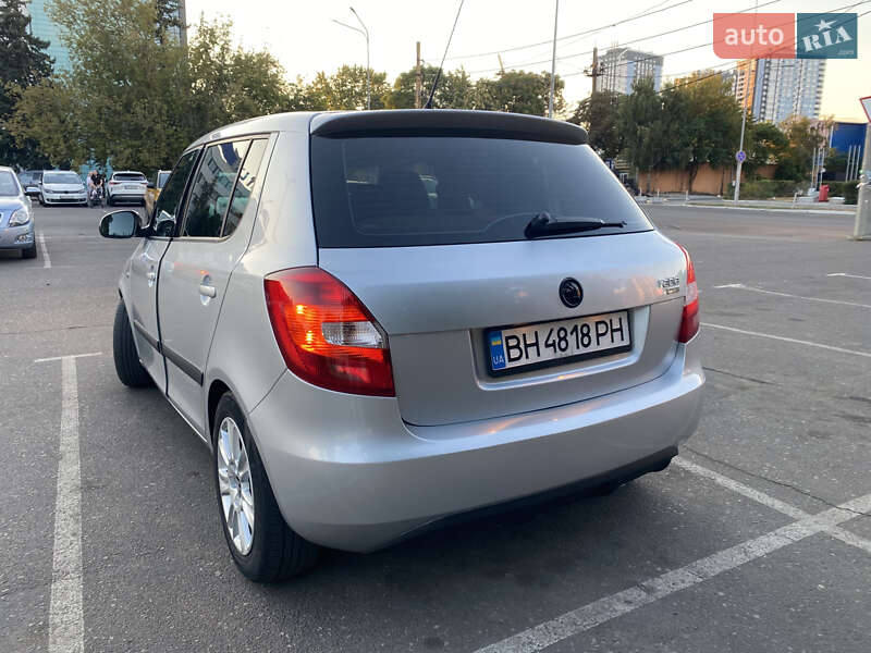 Хэтчбек Skoda Fabia 2007 в Одессе