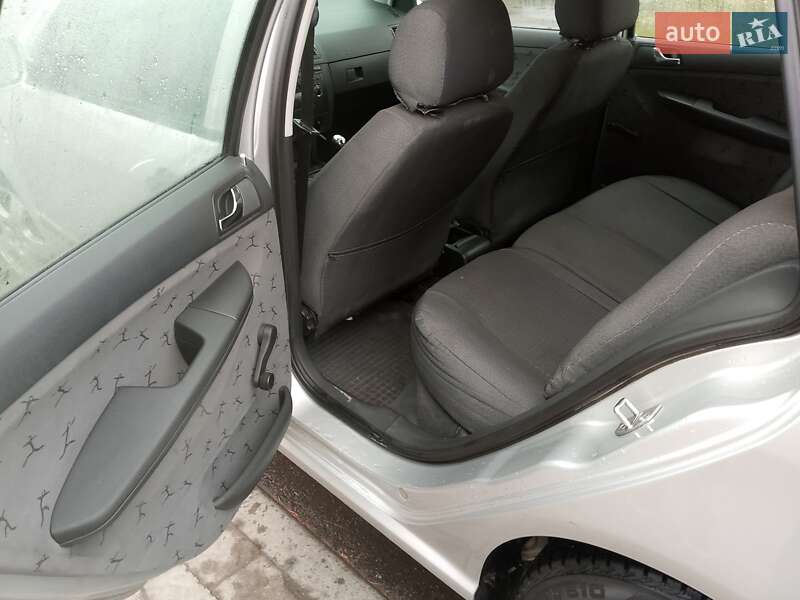 Універсал Skoda Fabia 2002 в Тлумачі