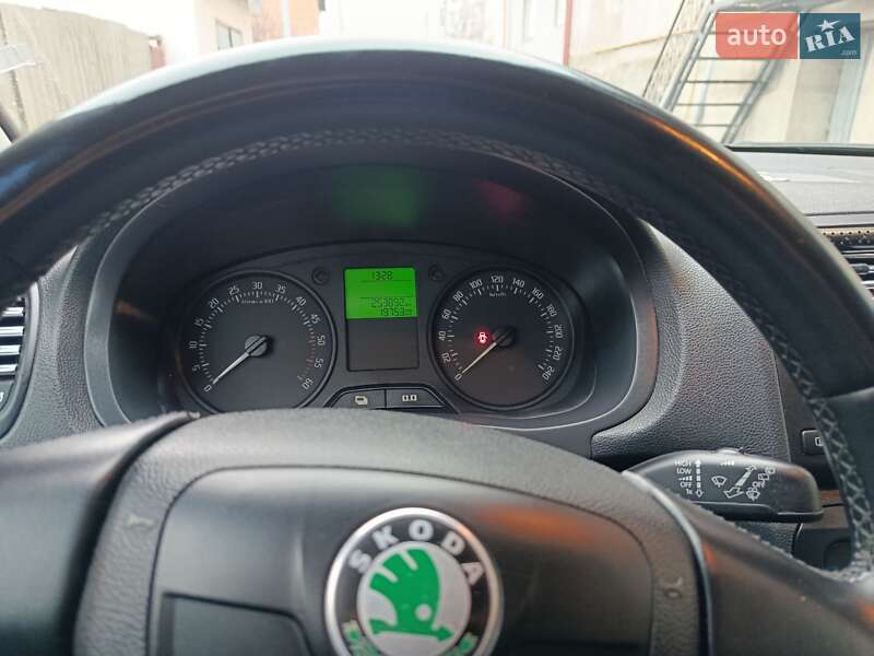 Универсал Skoda Fabia 2012 в Гусятине