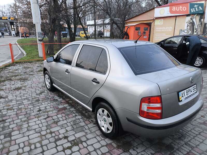 Седан Skoda Fabia 2007 в Харкові