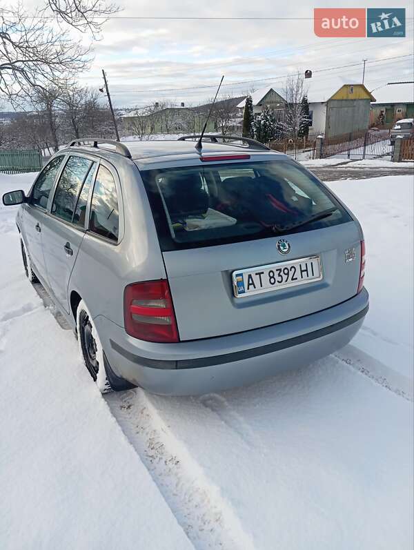 Универсал Skoda Fabia 2001 в Долине