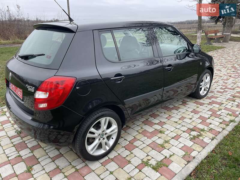 Хэтчбек Skoda Fabia 2008 в Хороле
