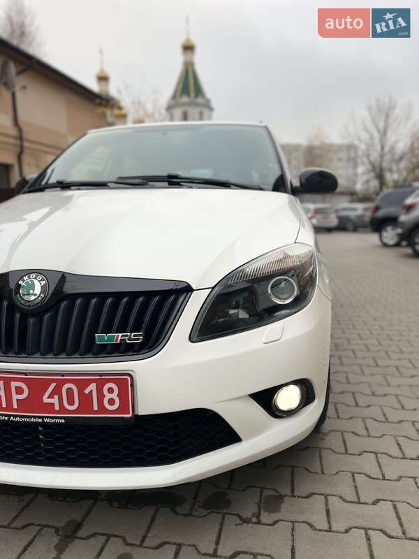 Универсал Skoda Fabia 2011 в Луцке