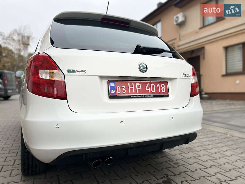 Универсал Skoda Fabia 2011 в Луцке