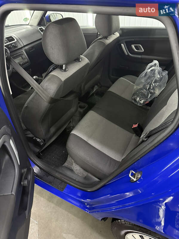 Универсал Skoda Fabia 2009 в Черкассах