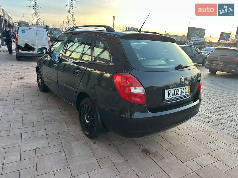 Універсал Skoda Fabia 2008 в Луцьку