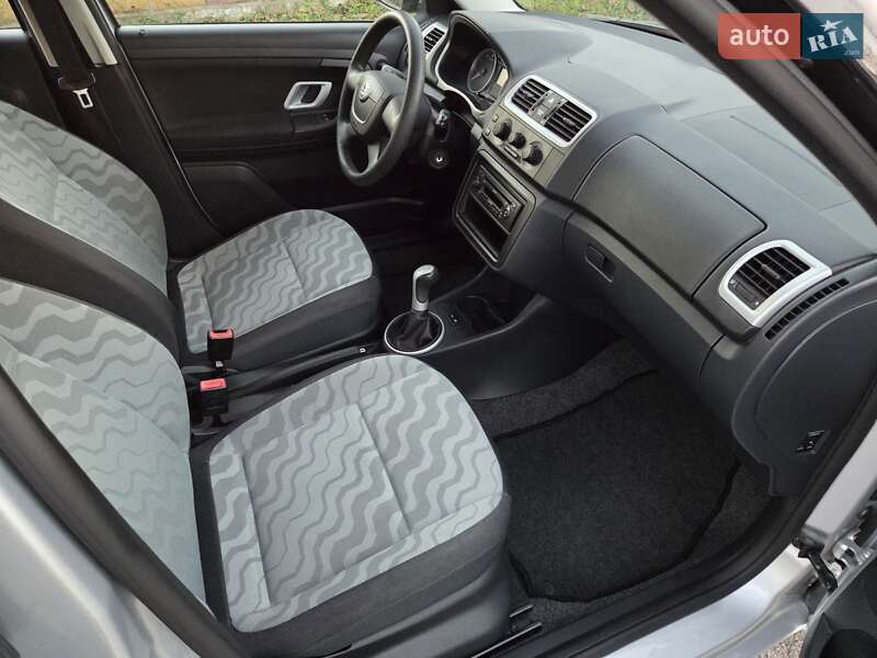 Універсал Skoda Fabia 2009 в Кам'янському