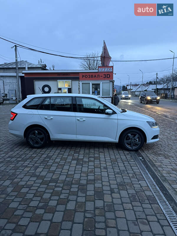 Універсал Skoda Fabia 2015 в Сваляві