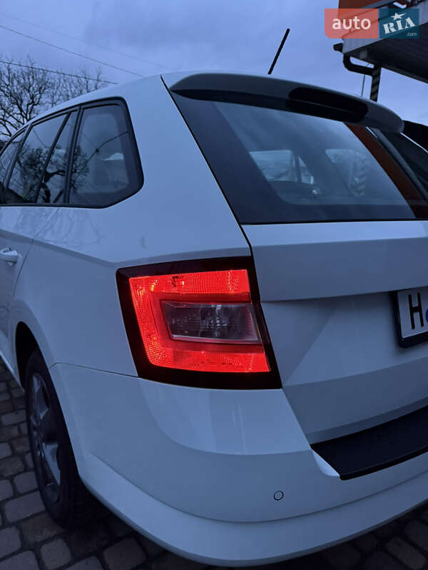Універсал Skoda Fabia 2015 в Сваляві