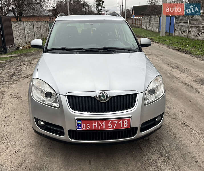 Універсал Skoda Fabia 2009 в Полтаві