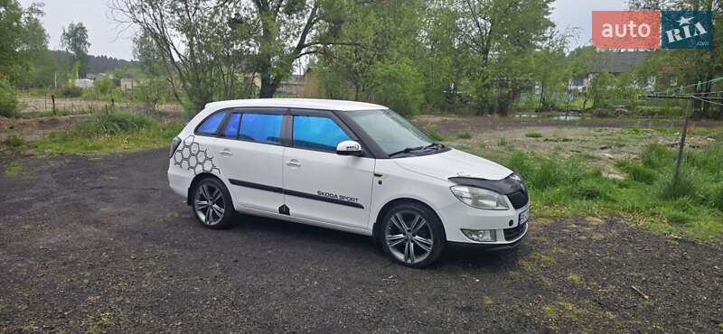 Універсал Skoda Fabia 2012 в Понінці фото 14 Універсал Skoda Fabia 2012 в Понінці