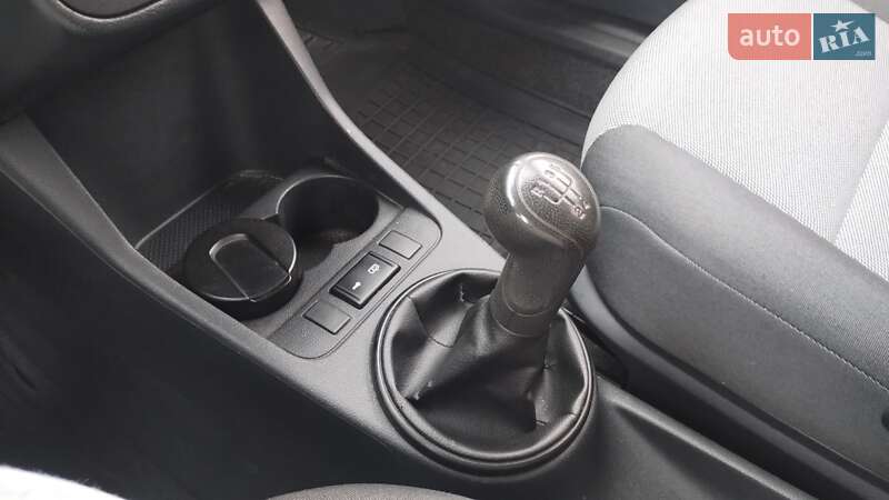 Хетчбек Skoda Fabia 2012 в Києві