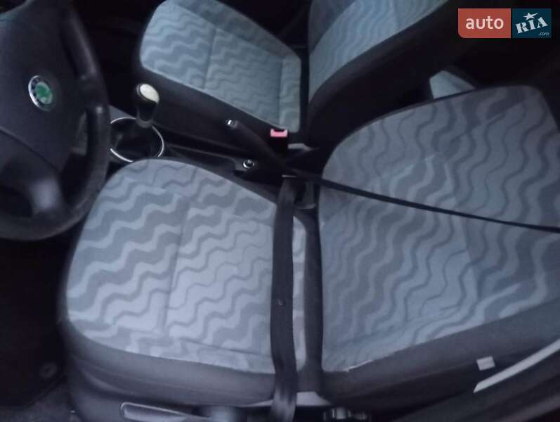 Універсал Skoda Fabia 2008 в Рівному фото 13 Універсал Skoda Fabia 2008 в Рівному