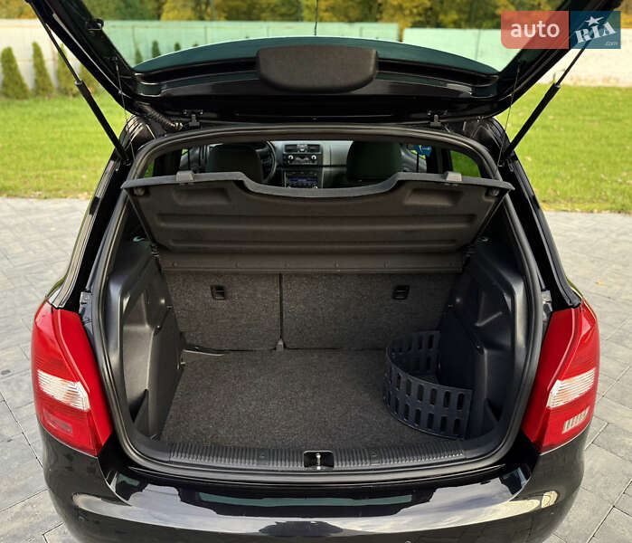 Хетчбек Skoda Fabia 2011 в Луцьку