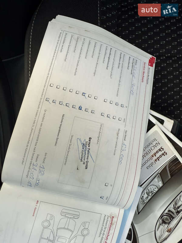 Хетчбек Skoda Fabia 2011 в Луцьку