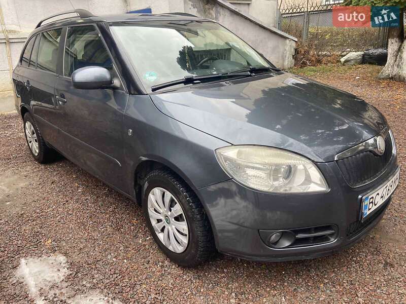Универсал Skoda Fabia 2009 в Львове