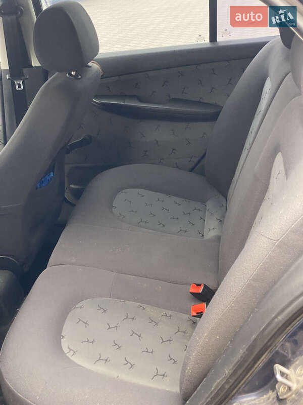 Седан Skoda Fabia 2002 в Киеве фото 22 Седан Skoda Fabia 2002 в Киеве