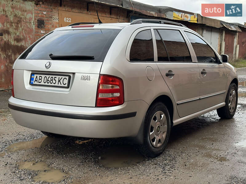 Універсал Skoda Fabia 2004 в Вінниці
