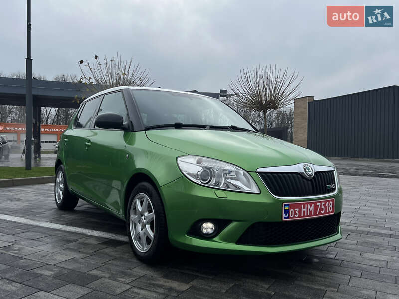 Хетчбек Skoda Fabia 2011 в Луцьку