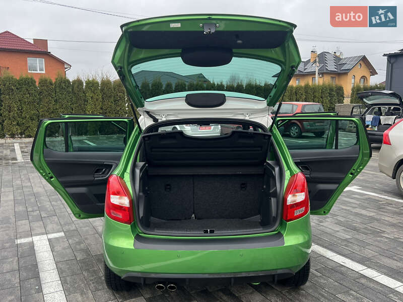 Хетчбек Skoda Fabia 2011 в Луцьку