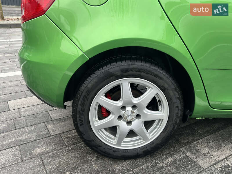 Хетчбек Skoda Fabia 2011 в Луцьку