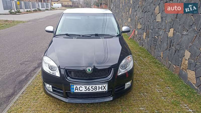 Хетчбек Skoda Fabia 2009 в Луцьку