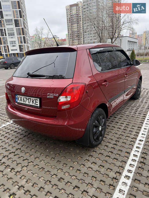Хетчбек Skoda Fabia 2008 в Києві