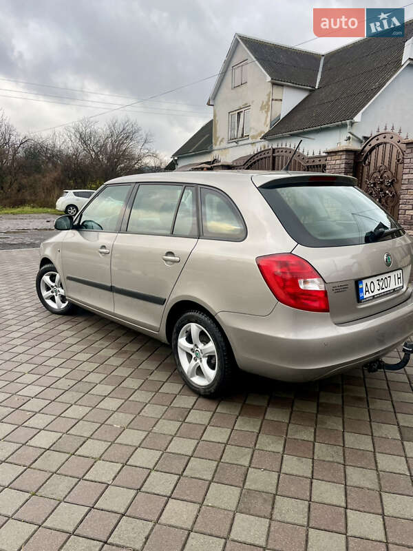Універсал Skoda Fabia 2012 в Мукачевому